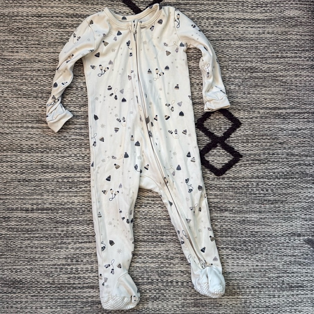 Colored Organics footie pajamas / baby boy / baby girl